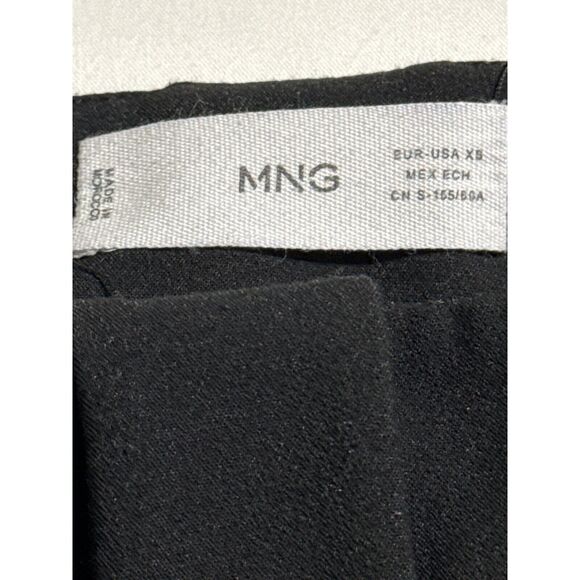 Mango Black Mini Skirt Women’s XS Chic Versatile Short Length Preppy Modern - Picture 6 of 10